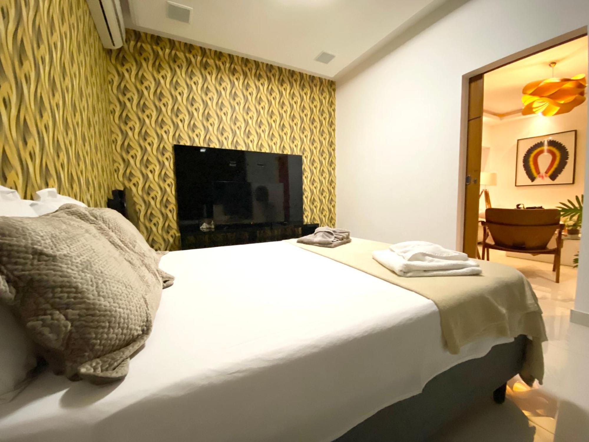 Crown Casa Copacabana With Sea View - Billiard - Balcony Apartment - Rio de Janeiro, Rio de Janeiro